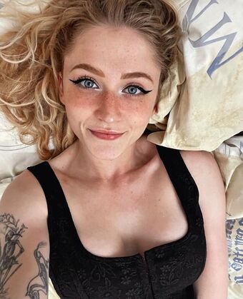 Janet Devlin