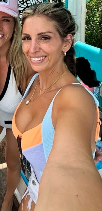 Janie Ippolito Голе фотографије OnlyFans 22