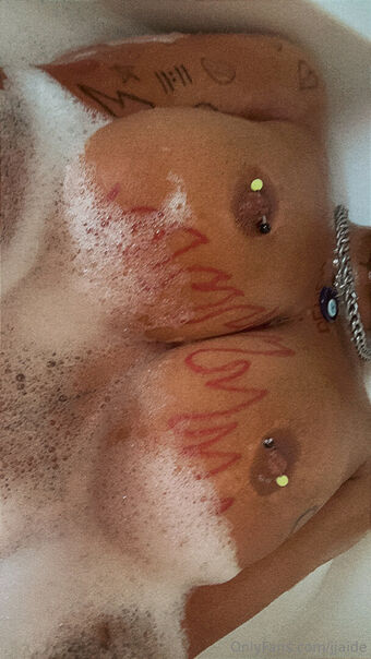 jjaide Голе фотографије OnlyFans 34