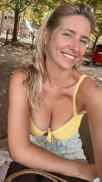 Jolien Orye Голе фотографије OnlyFans 85