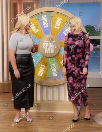 Josie Gibson Голе фотографије OnlyFans 1