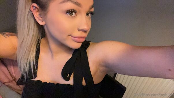 joyblue Голе фотографије OnlyFans 10