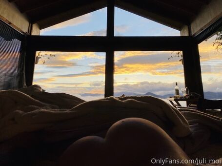 juli_moi Голе фотографије OnlyFans 3