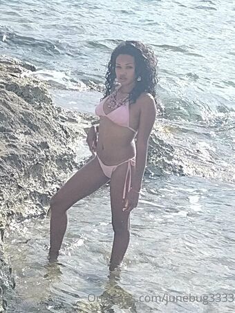 junebug3333 Голе фотографије OnlyFans 3