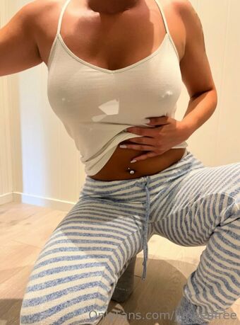 juneeafree Голе фотографије OnlyFans 31