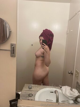 junketsu420 Голе фотографије OnlyFans 9