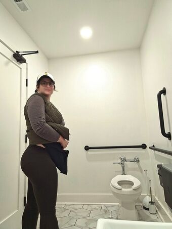 JustEZstuff Голе фотографије OnlyFans 5
