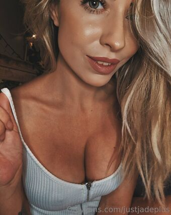 justjadeplus Голе фотографије OnlyFans 15