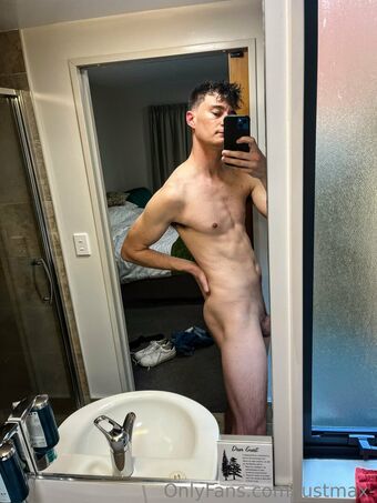 justmax- Голе фотографије OnlyFans 7