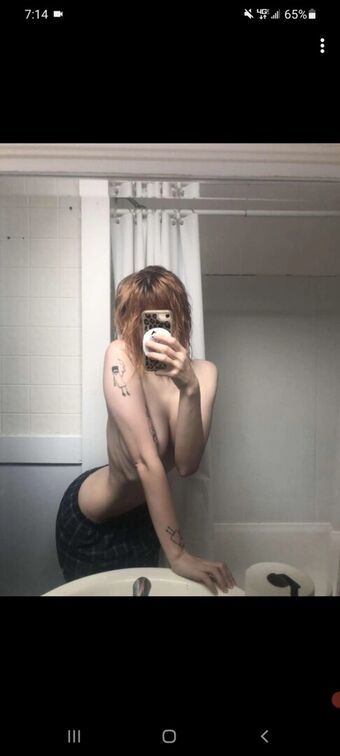 Juulsexual Голе фотографије OnlyFans 15