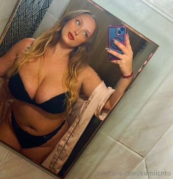 KamiiC Голе фотографије OnlyFans 4
