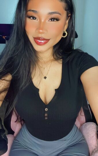 KarelessKitty Голе фотографије OnlyFans 16