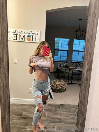 Katee Голе фотографије OnlyFans 20