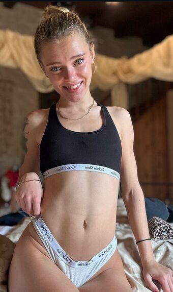 katelynx Голе фотографије OnlyFans 11