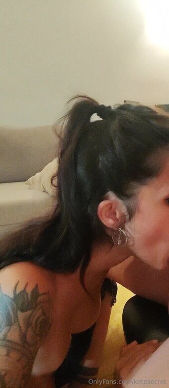 katesecret Голе фотографије OnlyFans 23