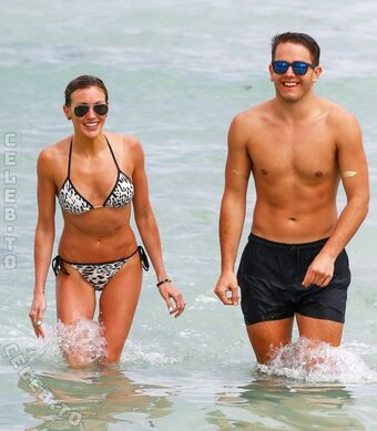 Katie Cassidy Голе фотографије OnlyFans 189