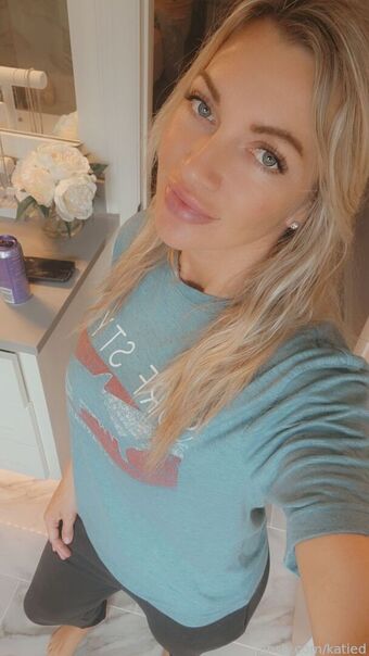 KatieD Голе фотографије OnlyFans 17