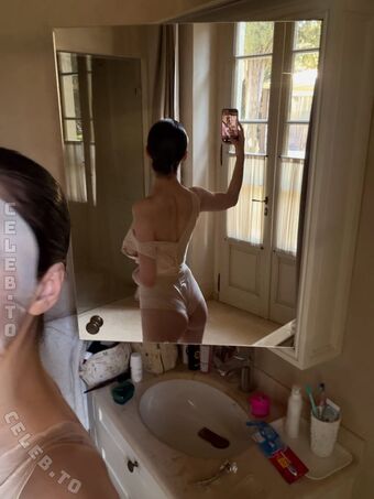 Katrin Korableva Голе фотографије OnlyFans 215