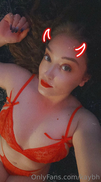 Kaybh Голе фотографије OnlyFans 24