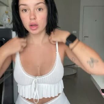Kerri Sky