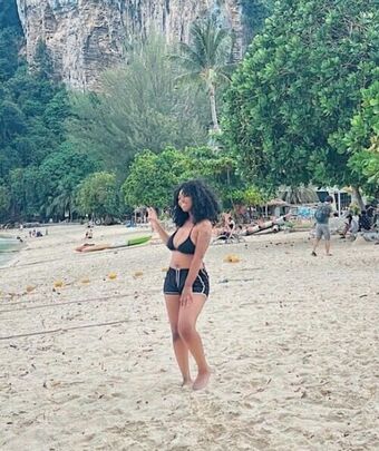 Key Plays Голе фотографије OnlyFans 3