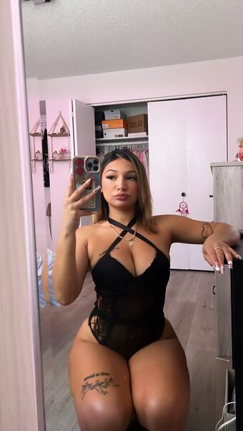 Kimmystackzz Голе фотографије OnlyFans 2