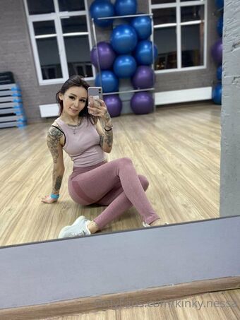 Kinky-nessa Голе фотографије OnlyFans 43