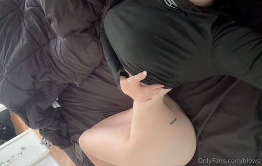 kisseshd Голе фотографије OnlyFans 46