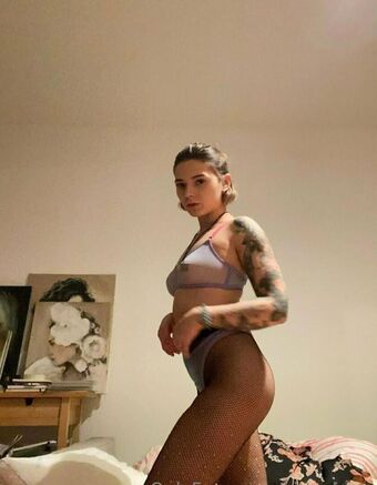 Kittyberg Голе фотографије OnlyFans 4