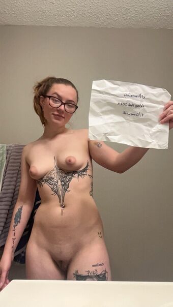 LainieRay Голе фотографије OnlyFans 10