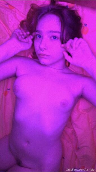 lamblet Голе фотографије OnlyFans 29