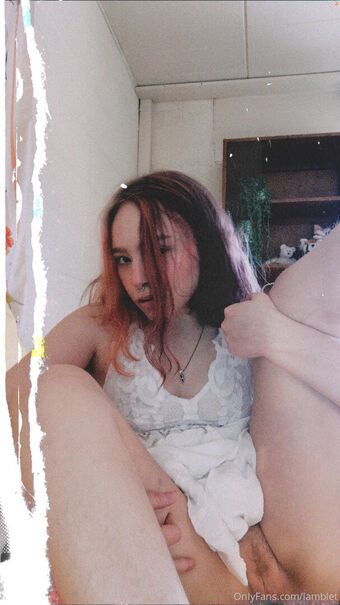 lamblet Голе фотографије OnlyFans 34