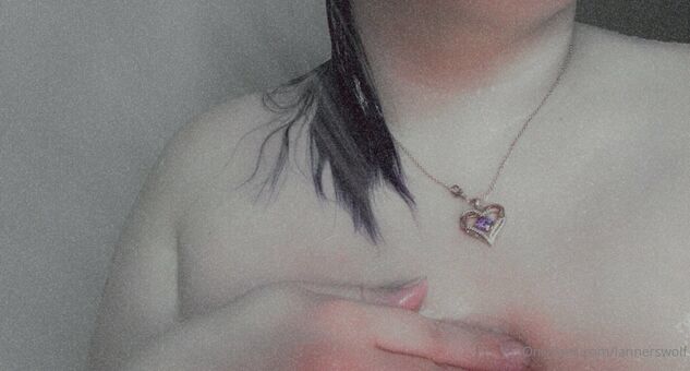 lannerswolf Голе фотографије OnlyFans 10