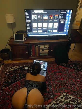 latinaineurope Голе фотографије OnlyFans 1