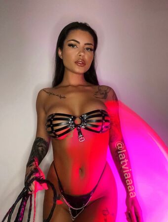 latviaaaa Голе фотографије OnlyFans 18