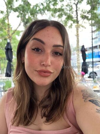 Laur Голе фотографије OnlyFans 14