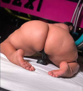 Laura Bernal Голе фотографије OnlyFans 23