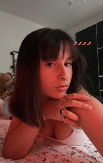 Laureen Голе фотографије OnlyFans 5