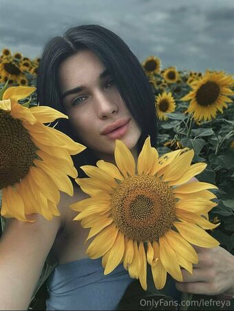 lefreya Голе фотографије OnlyFans 14