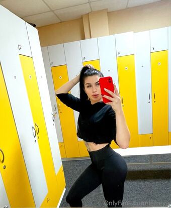 lefreya Голе фотографије OnlyFans 16