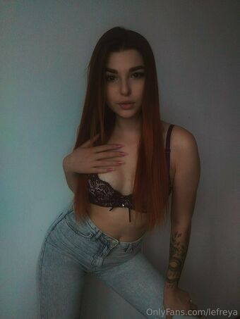 lefreya Голе фотографије OnlyFans 17