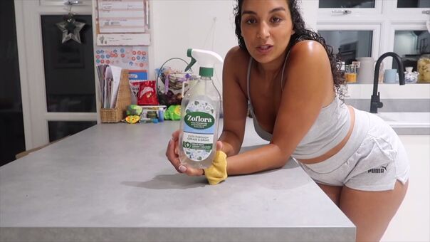 Leila Berisha Голе фотографије OnlyFans 54