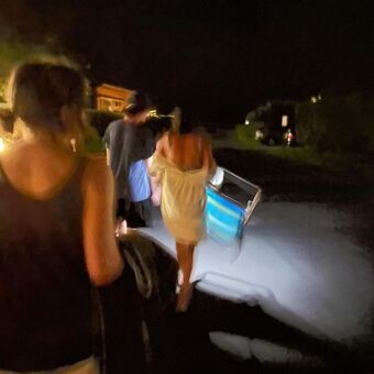 Leilani Azalea Голе фотографије OnlyFans 34