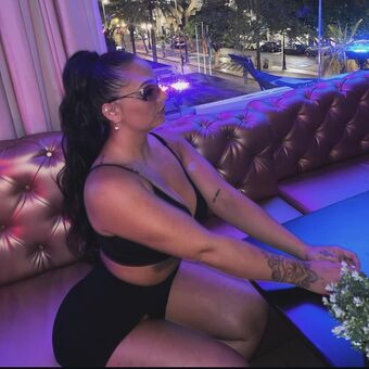 Lele Dev Голе фотографије OnlyFans 2