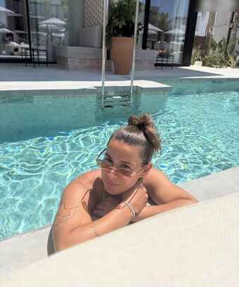 Lena Oberdorf Голе фотографије OnlyFans 43