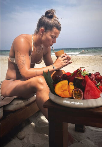 Lena Oberdorf Голе фотографије OnlyFans 44