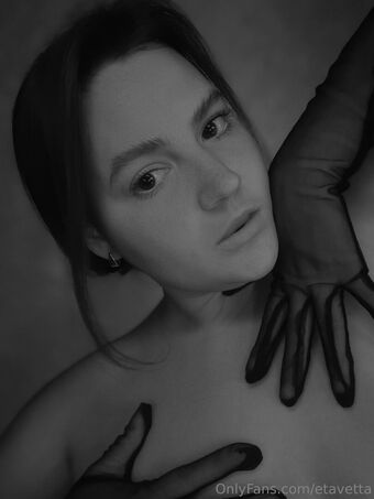 letavi Голе фотографије OnlyFans 19