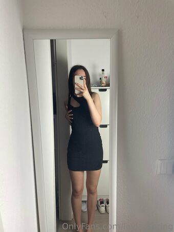 leyla_spring Голе фотографије OnlyFans 35