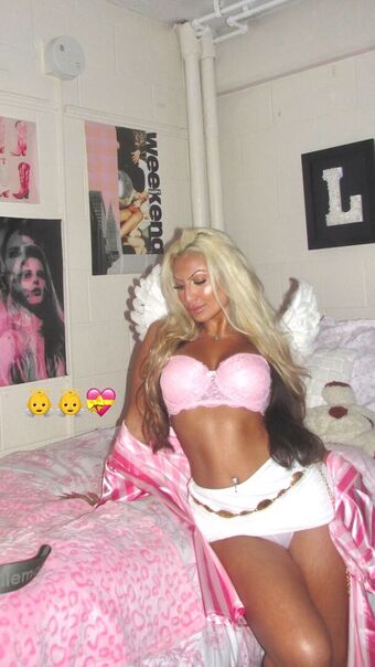 liajaade Голе фотографије OnlyFans 1