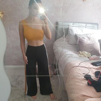 Lilly Голе фотографије OnlyFans 18